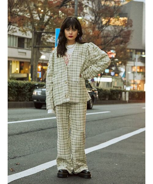 jouetie(ジュエティ)の「パワショルノーカラージャケット(ノーカラージャケット・レディース・ブラック/オレンジ/その他1・MEDIUM)」の18枚目の写真