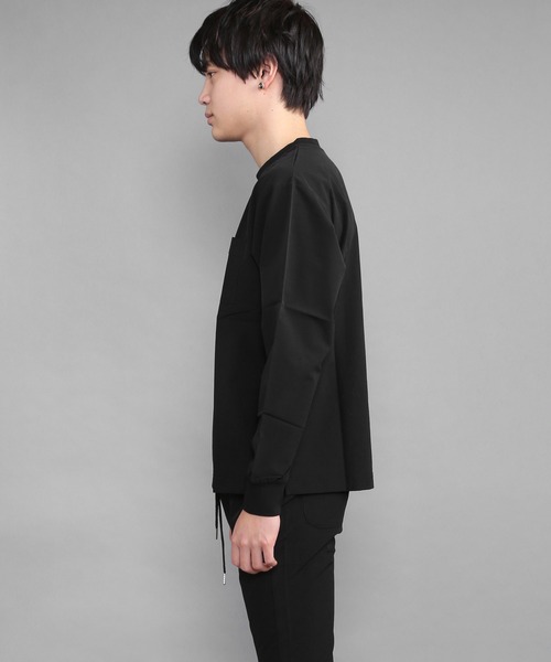 CERCA（チェルカ）の「RM/クルーネック　ポケットナイロンティ（Tシャツ/カットソー・メンズ・ブラック/ブルー/ベージュ・MEDIUM/LARGE）」の5枚目の写真