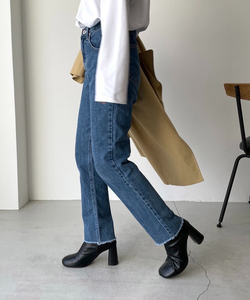 CANAL JEAN diggity　切替カットオフデニムパンツ CANAL JEAN（キャナルジーン）の「diggity 切替カットオフデニムパンツ