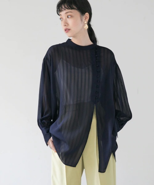 LOWRYS FARM（ローリーズファーム）の「チャイナドビーストライプシャツ　930259（シャツ/ブラウス・レディース・ブラウン/ネイビー/アイボリー・FREE）」の3枚目の写真