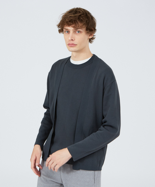 ABAHOUSE（アバハウス）の「【アンサンブル可能】リバーニットカーディガン（カーディガン/ボレロ・メンズ・チャコールグレー/グレイッシュベージュ/キャメル/カーキ・44/48/46）」の2枚目の写真