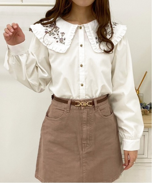 apres jour（アプレジュール）の「刺繍襟ブラウス【ZOZOTOWN限定アイテム】（シャツ/ブラウス・レディース・オフホワイト/グレイッシュベージュ/ミント・X-LARGE/フリー）」の5枚目の写真