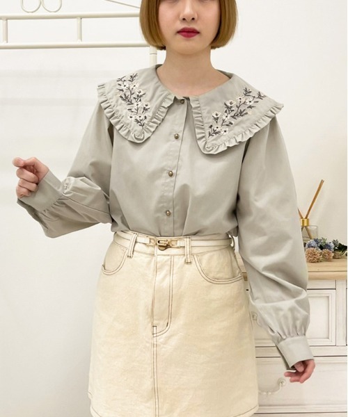apres jour（アプレジュール）の「刺繍襟ブラウス【ZOZOTOWN限定アイテム】（シャツ/ブラウス・レディース・オフホワイト/グレイッシュベージュ/ミント・X-LARGE/フリー）」の20枚目の写真