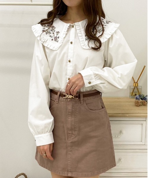 apres jour（アプレジュール）の「刺繍襟ブラウス【ZOZOTOWN限定アイテム】（シャツ/ブラウス・レディース・オフホワイト/グレイッシュベージュ/ミント・X-LARGE/フリー）」の6枚目の写真