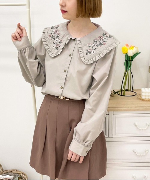 apres jour（アプレジュール）の「刺繍襟ブラウス【ZOZOTOWN限定アイテム】（シャツ/ブラウス・レディース・オフホワイト/グレイッシュベージュ/ミント・X-LARGE/フリー）」の13枚目の写真