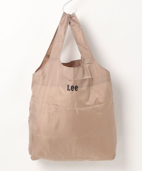 Lee(リー)の「【LEE/リー】カラビナ付きワンポイントブランドロゴパッカブルエコトートバッグ(収納可)(エコバッグ/サブバッグ・レディース・ブラック/ベージュ/ネイビー/グレー/カーキ/ワイン・FREE)」の3枚目の写真