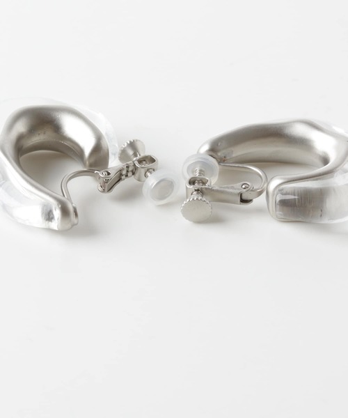 KBF+（ケービーエフプラス）の「KBF+　メタルドッキングクリアイヤリング（イヤリング・レディース・シルバー/ゴールド・ONE）」の7枚目の写真