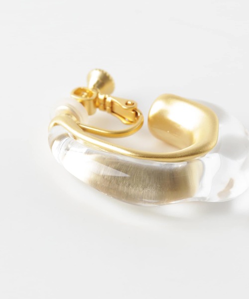 KBF+（ケービーエフプラス）の「KBF+　メタルドッキングクリアイヤリング（イヤリング・レディース・シルバー/ゴールド・ONE）」の4枚目の写真