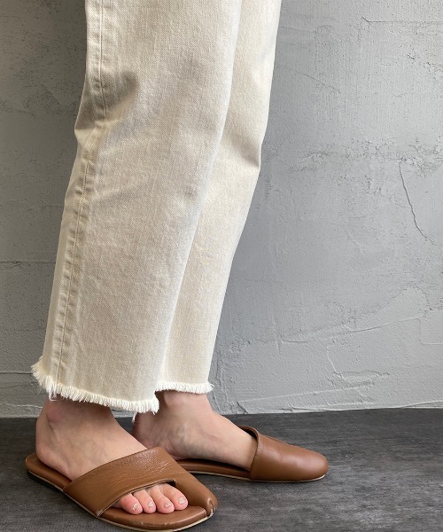 BLACK BY MOUSSY（ブラックバイマウジー）の「[BLACK BY MOUSSY/ブラックバイマウジー] 別注 KONA ハイウエストカットオフデニム（デニムパンツ・レディース・ベージュ・23/24/25/26）」の9枚目の写真