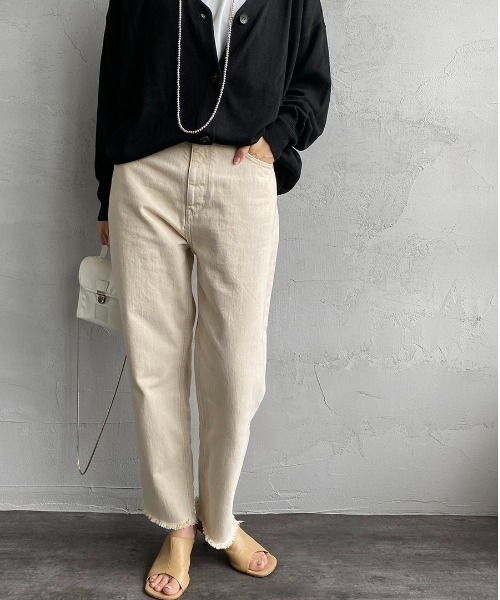 BLACK BY MOUSSY（ブラックバイマウジー）の「[BLACK BY MOUSSY/ブラックバイマウジー] 別注 KONA ハイウエストカットオフデニム（デニムパンツ・レディース・ベージュ・23/24/25/26）」の17枚目の写真