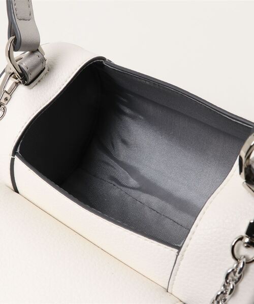 Ezick(エジック)の「丸型バッグ(ショルダーバッグ・レディース・ホワイト・FREE)」の14枚目の写真