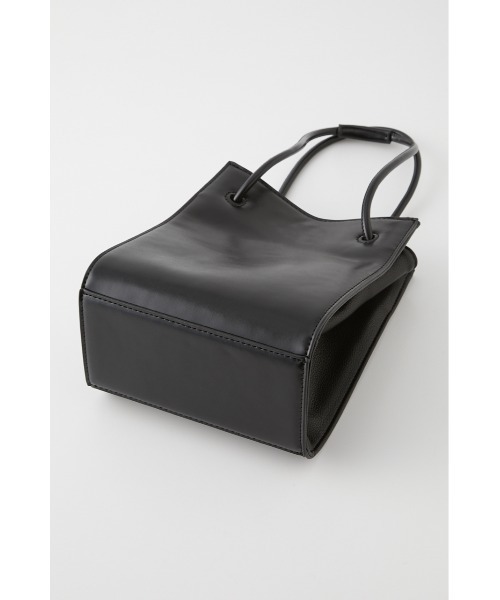 SLY（スライ）の「2WAY DRAWSTRING BAG（ショルダーバッグ・レディース・キャメル/ブラック・FREE）」の5枚目の写真