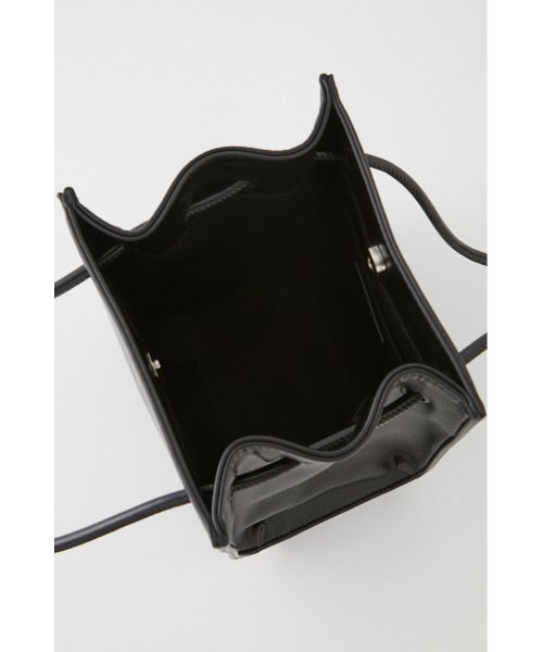 SLY（スライ）の「2WAY DRAWSTRING BAG（ショルダーバッグ・レディース・キャメル/ブラック・FREE）」の13枚目の写真