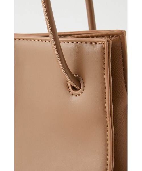 SLY（スライ）の「2WAY DRAWSTRING BAG（ショルダーバッグ・レディース・キャメル/ブラック・FREE）」の6枚目の写真