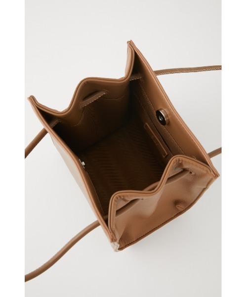 SLY（スライ）の「2WAY DRAWSTRING BAG（ショルダーバッグ・レディース・キャメル/ブラック・FREE）」の8枚目の写真