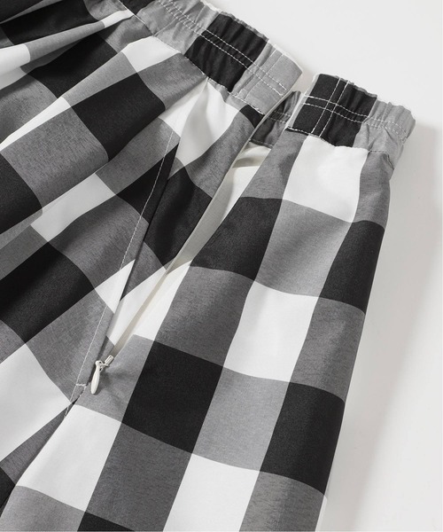 SLOBE IENA（スローブイエナ）の「ギンガムチェックタフタランダムタックスカート【手洗い可能】◆（スカート・レディース・ブラック系その他・38/36）」の14枚目の写真