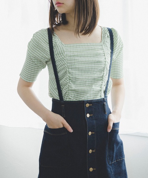 FREE'S MART（フリーズマート）の「フロントシャーリングスクエアネックトップス（シャツ/ブラウス・レディース・ホワイト/ブラック/ブラック系その他/グリーン系その他3・FREE）」の4枚目の写真