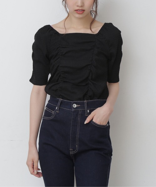 FREE'S MART（フリーズマート）の「フロントシャーリングスクエアネックトップス（シャツ/ブラウス・レディース・ホワイト/ブラック/ブラック系その他/グリーン系その他3・FREE）」の2枚目の写真