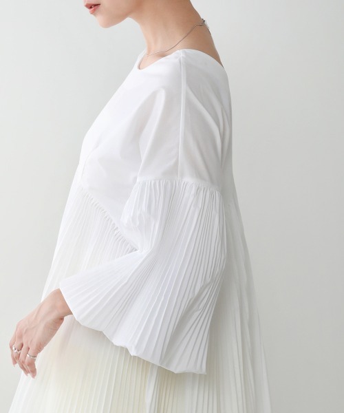 Bou Jeloud（ブージュルード）の「前後2ＷＡＹ袖ボリュームブラウス（シャツ/ブラウス・レディース・オフホワイト/キャメル/ブラック・FREE）」の4枚目の写真