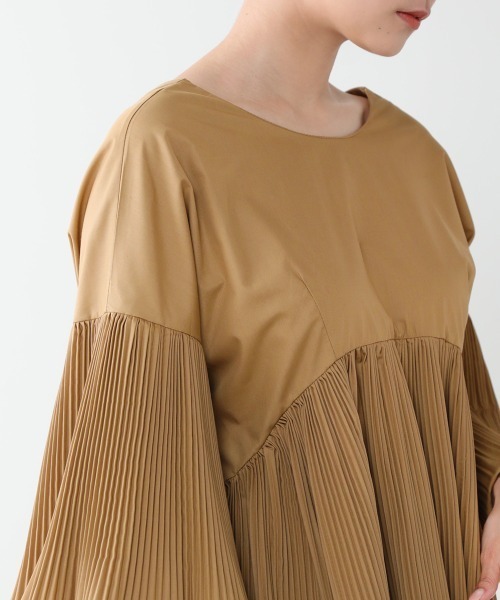 Bou Jeloud（ブージュルード）の「前後2ＷＡＹ袖ボリュームブラウス（シャツ/ブラウス・レディース・オフホワイト/キャメル/ブラック・FREE）」の15枚目の写真