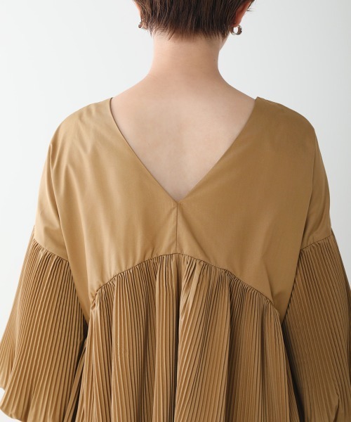 Bou Jeloud（ブージュルード）の「前後2ＷＡＹ袖ボリュームブラウス（シャツ/ブラウス・レディース・オフホワイト/キャメル/ブラック・FREE）」の21枚目の写真