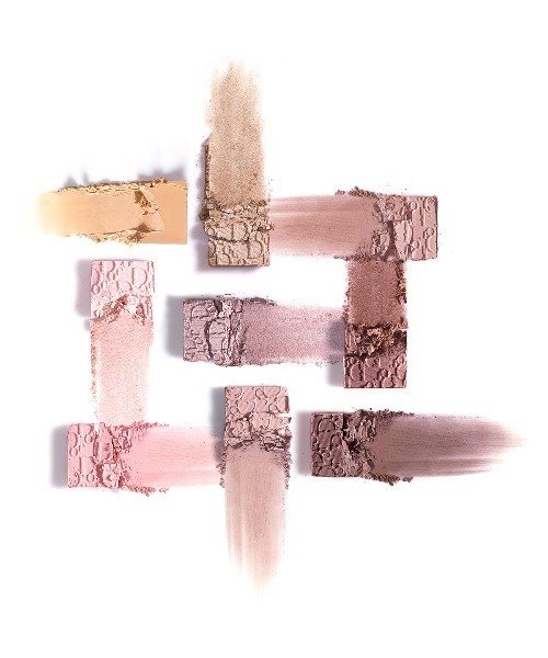 DIOR BACKSTAGE（ディオール バックステージ）の「ディオール バックステージ アイ パレット（アイシャドウ・レディース・002 クール/003 アンバー/004 ローズウッド/007 コーラル/009 バーガンディー (数量限定色)/008 カーキ (数量限定色)/006 ブロンズ（数量限定色）/002 スモーキー/001 ヌード/003 ウォーム・FREE）」の16枚目の写真