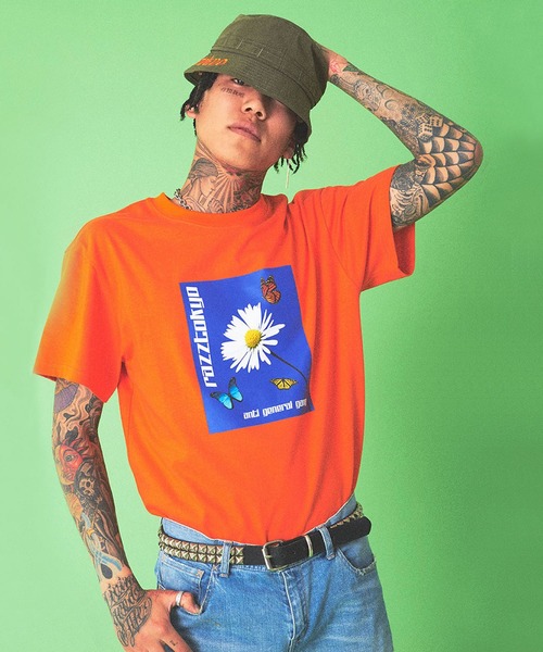 RAZZIS（ラズ）の「『RAZZIS/ラズイズ』フラワープリントクルーネック半袖Tシャツ （Tシャツ/カットソー・メンズ・オレンジ/ホワイト・XL/M/L）」の16枚目の写真