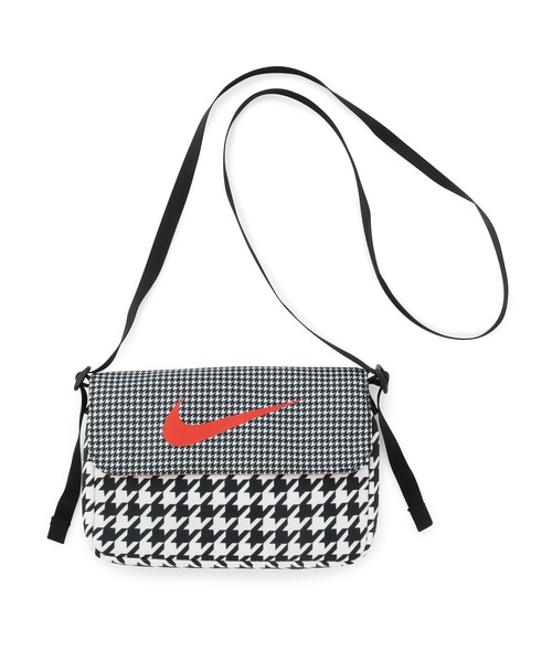 【NIKE】★ナイキスポーツウェア フューチュラ365クロスボディ★ NIKE（ナイキ）の「【NIKE】ナイキ スポーツウェア フューチュラ