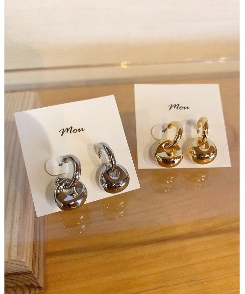 mou（モウ）の「Cカーブスィングピアス（ピアス（両耳用）・レディース・シルバー/ゴールド・FREE）」の15枚目の写真