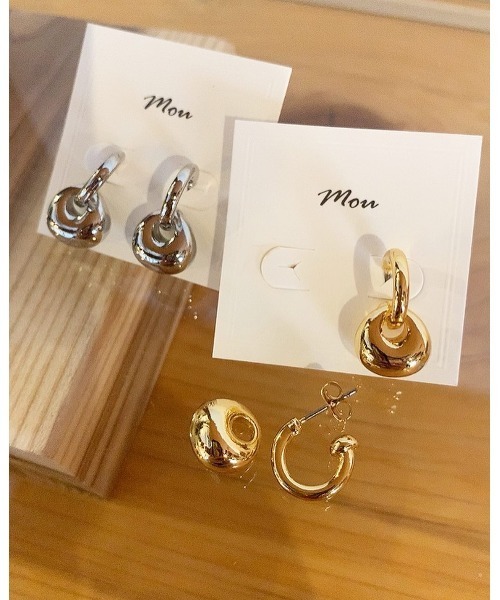 mou（モウ）の「Cカーブスィングピアス（ピアス（両耳用）・レディース・シルバー/ゴールド・FREE）」の17枚目の写真
