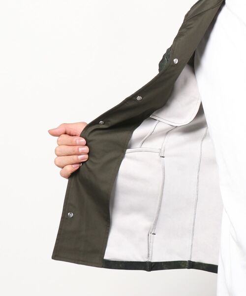 TORNADO MART（トルネードマート）の「TORNADO MART∴ＨＴムラフラワーシャツブルゾン（ブルゾン・メンズ・ベージュ/カーキ・MEDIUM/LL/LARGE）」の5枚目の写真