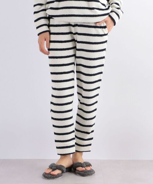 SHIPS any（シップス エニィ）の「SHIPS any & cozy: リラックスウェア パイル イージーパンツ <WOMEN>（その他パンツ・レディース・ホワイト/オフホワイト/ネイビー・ONE SIZE）」の2枚目の写真