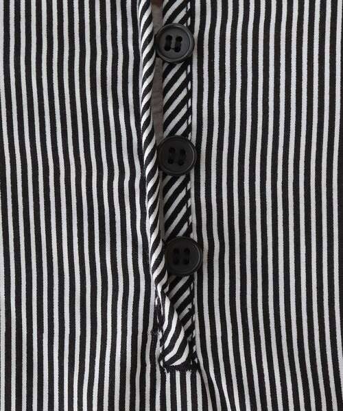 SHOO・LA・RUE(シューラルー)の「◆釦つきタックブラウス(シャツ/ブラウス・レディース・ブラック系2/オリーブ/オフホワイト・02/03/04)」の4枚目の写真