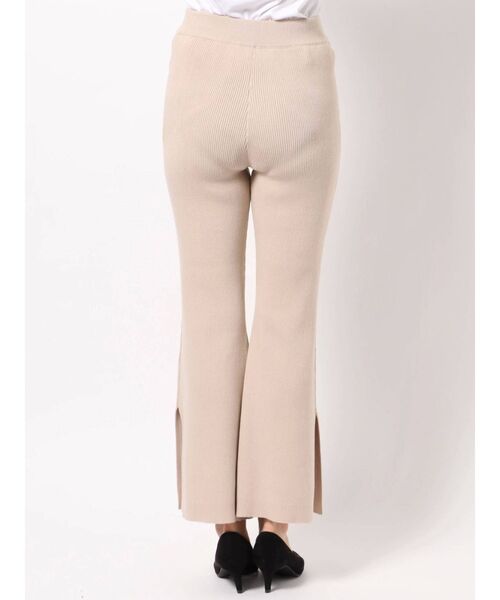 MURUA（ムルーア）の「【ONLINE限定】リブフィットフレアパンツ（スウェットパンツ・レディース・アイボリー/グレー/ブラック・FREE）」の17枚目の写真