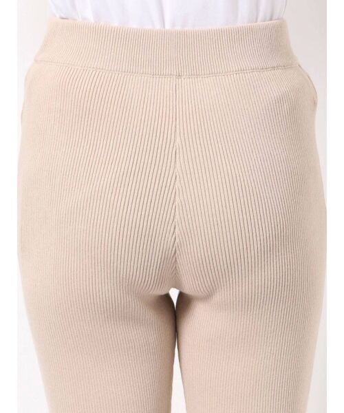 MURUA（ムルーア）の「【ONLINE限定】リブフィットフレアパンツ（スウェットパンツ・レディース・アイボリー/グレー/ブラック・FREE）」の19枚目の写真