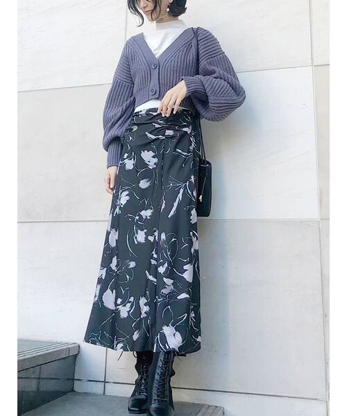 MERCURYDUO（マーキュリーデュオ）の「ART PRINTロングスカート（スカート・レディース・ブラック/ベージュ・SMALL/MEDIUM）」の3枚目の写真