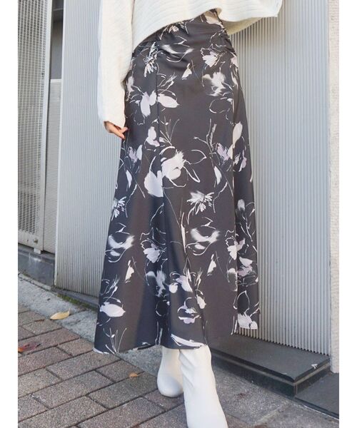 MERCURYDUO（マーキュリーデュオ）の「ART PRINTロングスカート（スカート・レディース・ブラック/ベージュ・SMALL/MEDIUM）」の14枚目の写真