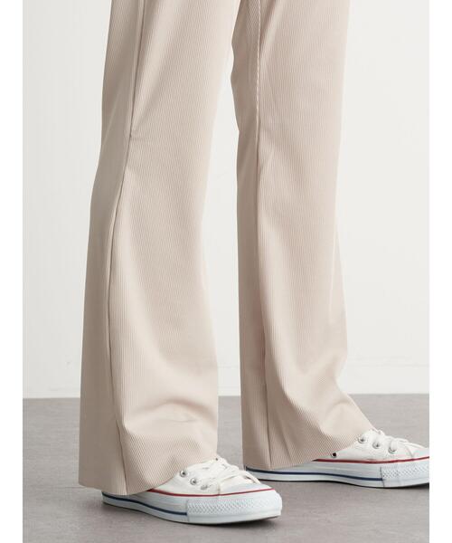 earth music&ecology（アースミュージックアンドエコロジー）の「すきな丈カットフレアリブパンツ ＊（その他パンツ・レディース・モカ/ライトベージュ/ブラック・M/L/S）」の6枚目の写真