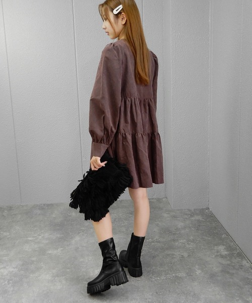 minia（ミニア）の「トラックソールソックスブーツ / 厚底ブーツ（ブーツ・レディース・ブラック/アイボリー/カーキ・24.0cm/24.5cm/23.0cm/23.5cm）」の5枚目の写真