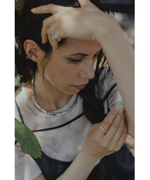 mou(モウ)の「【Na.moda】Surge glossy color ring(リング・レディース・シルバー/ゴールド・FREE)」の3枚目の写真