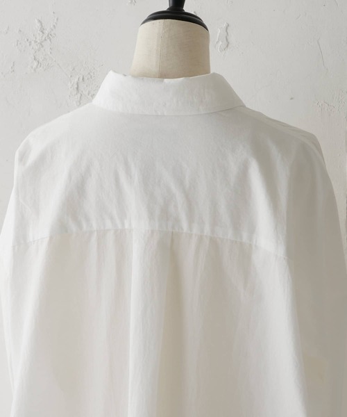 BEARDSLEY（ビアズリー）の「香水瓶刺繍シャツ（シャツ/ブラウス・レディース・ホワイト/ネイビー・FREE）」の9枚目の写真