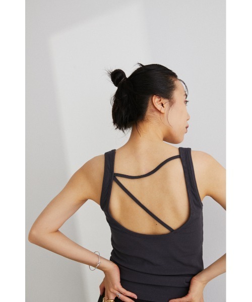 STYLEMIXER(スタイルミキサー)の「カップ付きストリングタンク(タンクトップ・レディース・ブラック/ベージュ/グレー/アイボリー・SMALL/MEDIUM)」の20枚目の写真