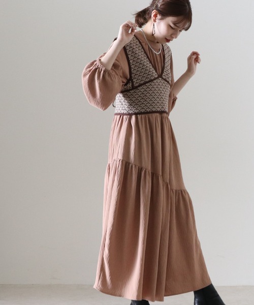 Cheek(チーク)の「ジャガードビスチェSETギャザーワンピース(ワンピース・レディース・アイボリー/ブラック/キャメル・FREE)」の4枚目の写真