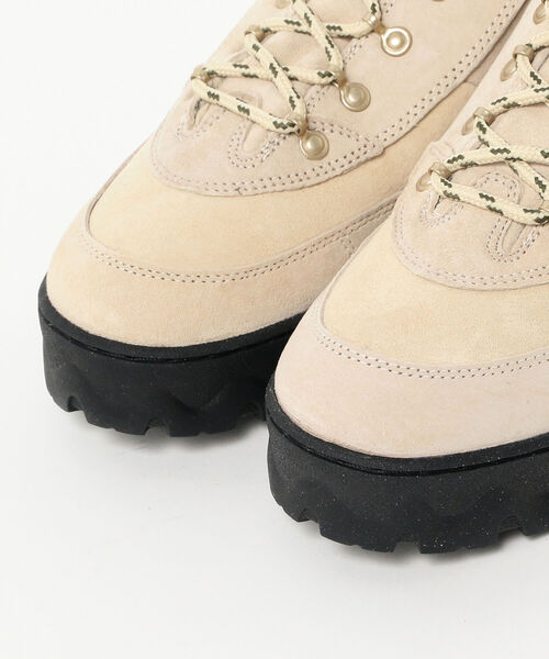 NIKE（ナイキ）の「NIKE / WMNS LAHAR LOW（スニーカー・メンズ・ナチュラル/ブラック・27.5cm/28.5cm/30.0cm/28.0cm/29.0cm/27.0cm）」の3枚目の写真