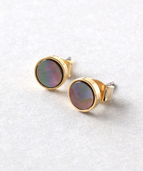 Manon's Selection(マノンズセレクション)の「サークルシェルキャッチピアス(ピアス(両耳用)・レディース・シルバー/ゴールド・ONE SIZE)」の1枚目の写真