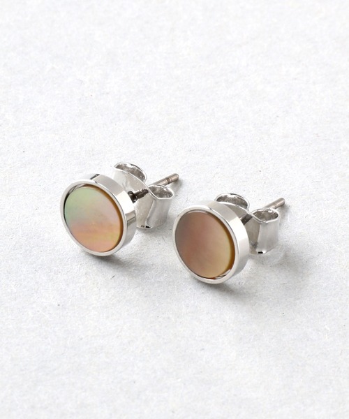 Manon's Selection(マノンズセレクション)の「サークルシェルキャッチピアス(ピアス(両耳用)・レディース・シルバー/ゴールド・ONE SIZE)」の5枚目の写真