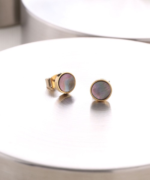 Manon's Selection(マノンズセレクション)の「サークルシェルキャッチピアス(ピアス(両耳用)・レディース・シルバー/ゴールド・ONE SIZE)」の8枚目の写真