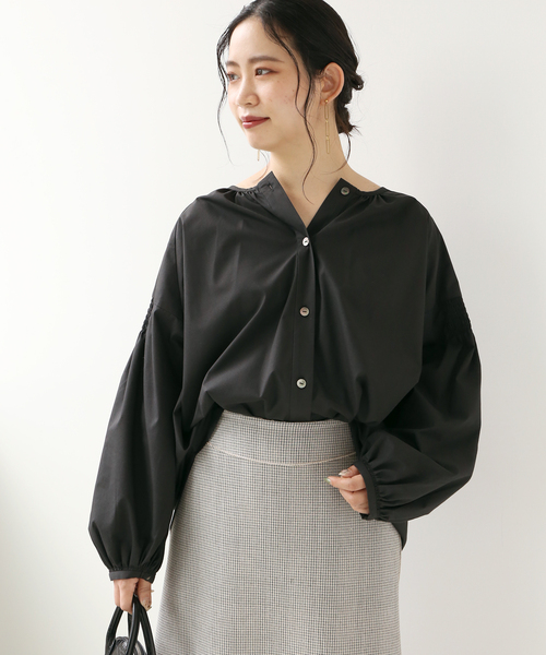 Simplicite（サンプリシテ）の「2WAYシャーリングチュニックシャツ◆（シャツ/ブラウス・レディース・ブラック/グリーン・FREE）」の2枚目の写真