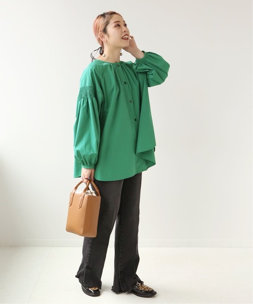 Simplicite（サンプリシテ）の「2WAYシャーリングチュニックシャツ◆（シャツ/ブラウス・レディース・ブラック/グリーン・FREE）」の20枚目の写真