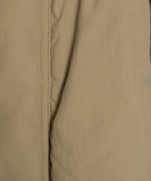 ALLIED FEATHER+DOWN（アライドフェザーダウン）の「【ALLIED(アライド)】モンスターパーカー（ダウンジャケット/コート・レディース・ブラック/ベージュ/カーキ・MEDIUM/LARGE）」の10枚目の写真